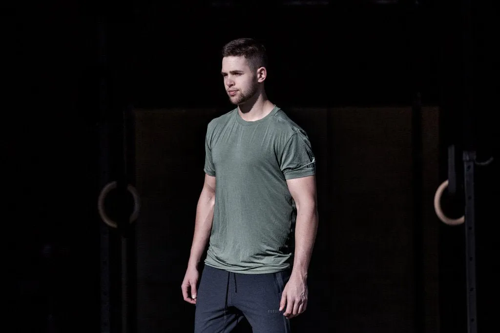MEN'S TRAINING TOP