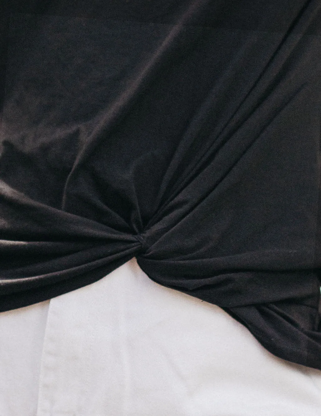 SITA twist front tee in Black
