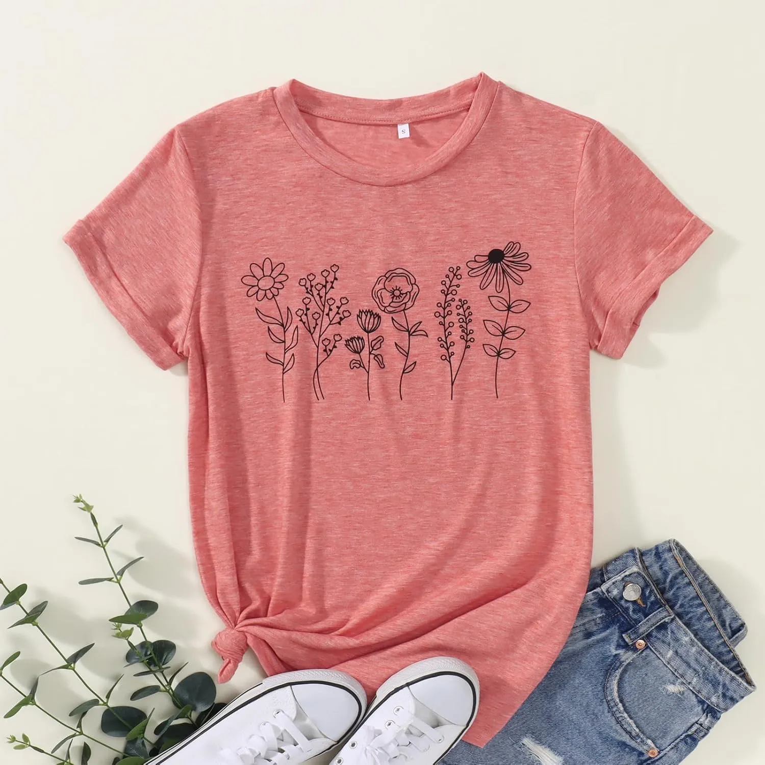 Women's Floral Tee Wildflower Graphic T Shirt Summer Flower Casual Loose Top Crew Neck Short Sleeve Shirts Tees
